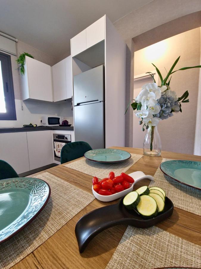 Carisa Deluxe Apartment With Jacuzzi ラルナカ エクステリア 写真